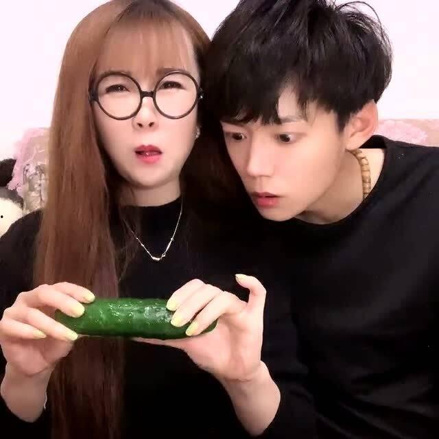 718黑瓜吃料反差女友,揭秘女友的隐藏魅力